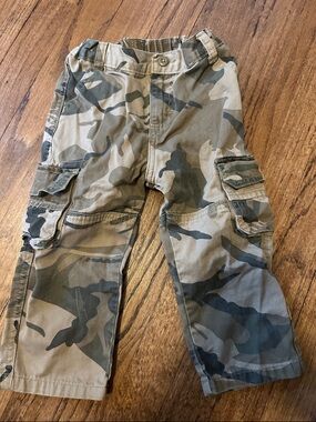Kids Camo Cargo Pants - Green Camouflage